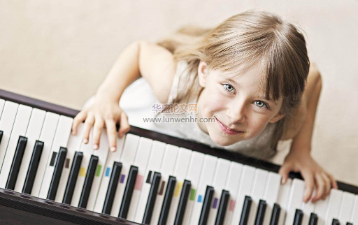 启蒙教育在幼儿钢琴教学中的实施建议